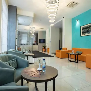 Raziotel Yamska מלון