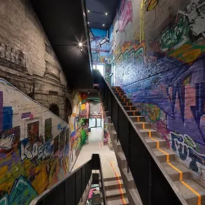 Campus Community A-hotel بيت شباب