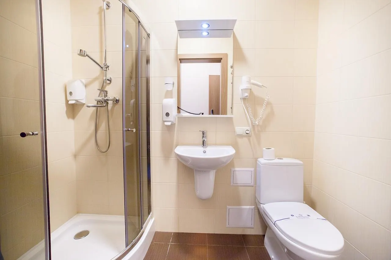 Mackintosh Hotel كييف 3*,