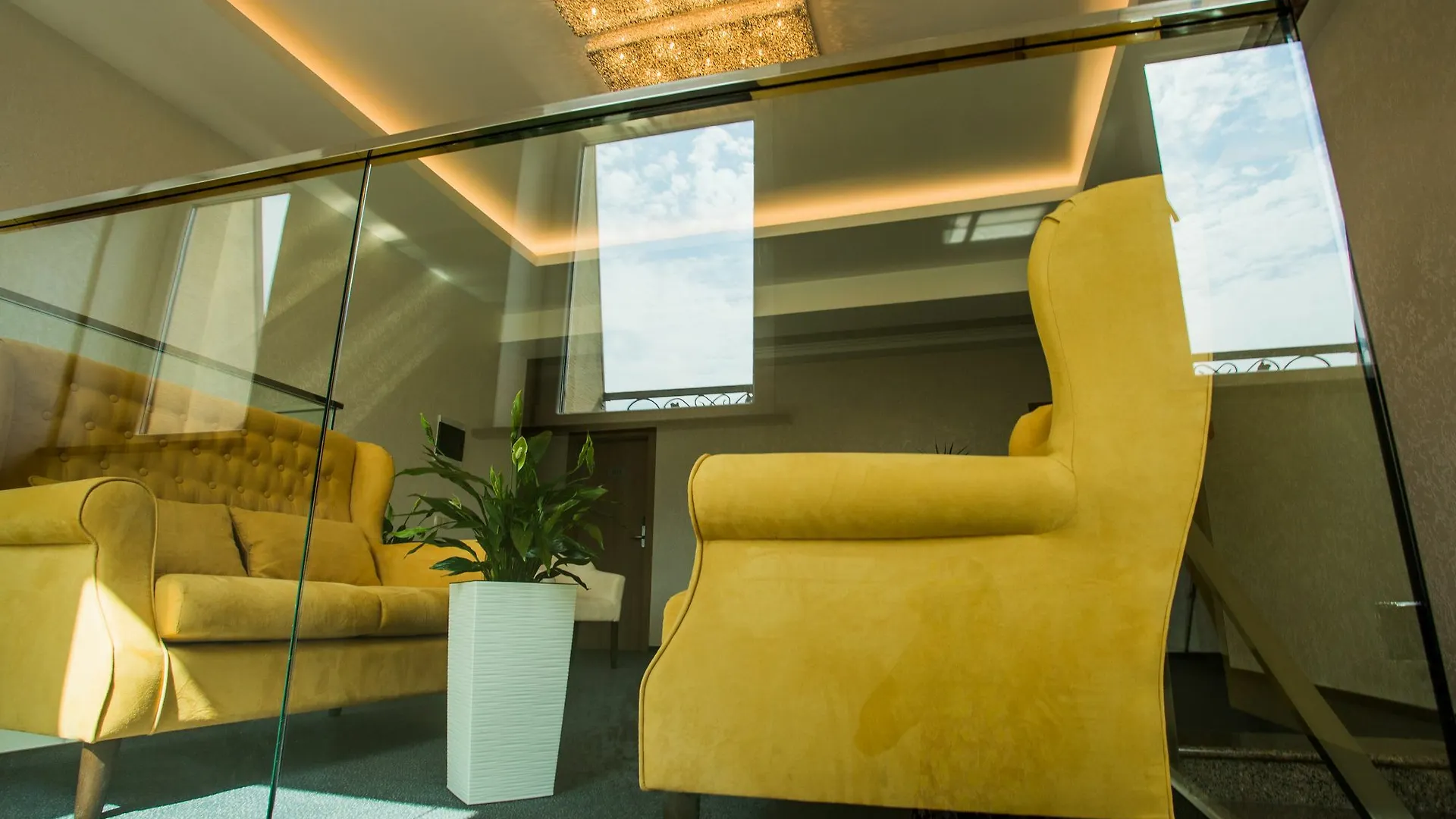 Mackintosh Hotel Kyiv