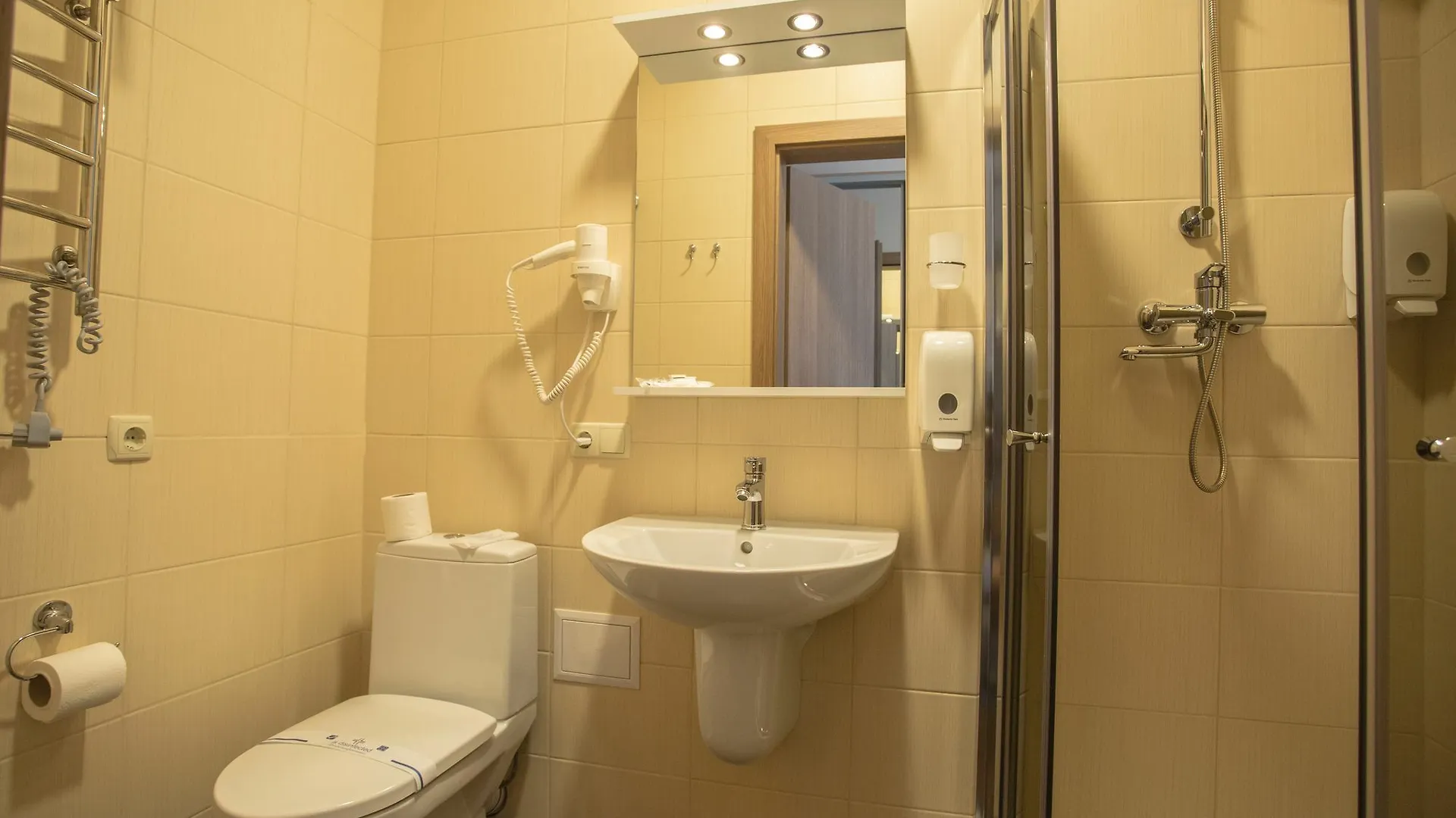 Mackintosh Hotel كييف 3*,  أوكرانيا