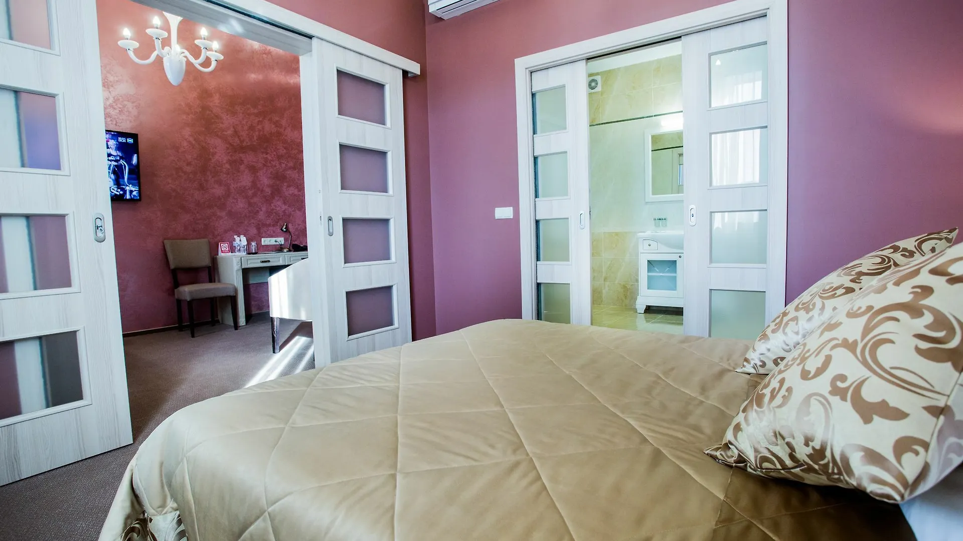 Mackintosh Hotel Kiew